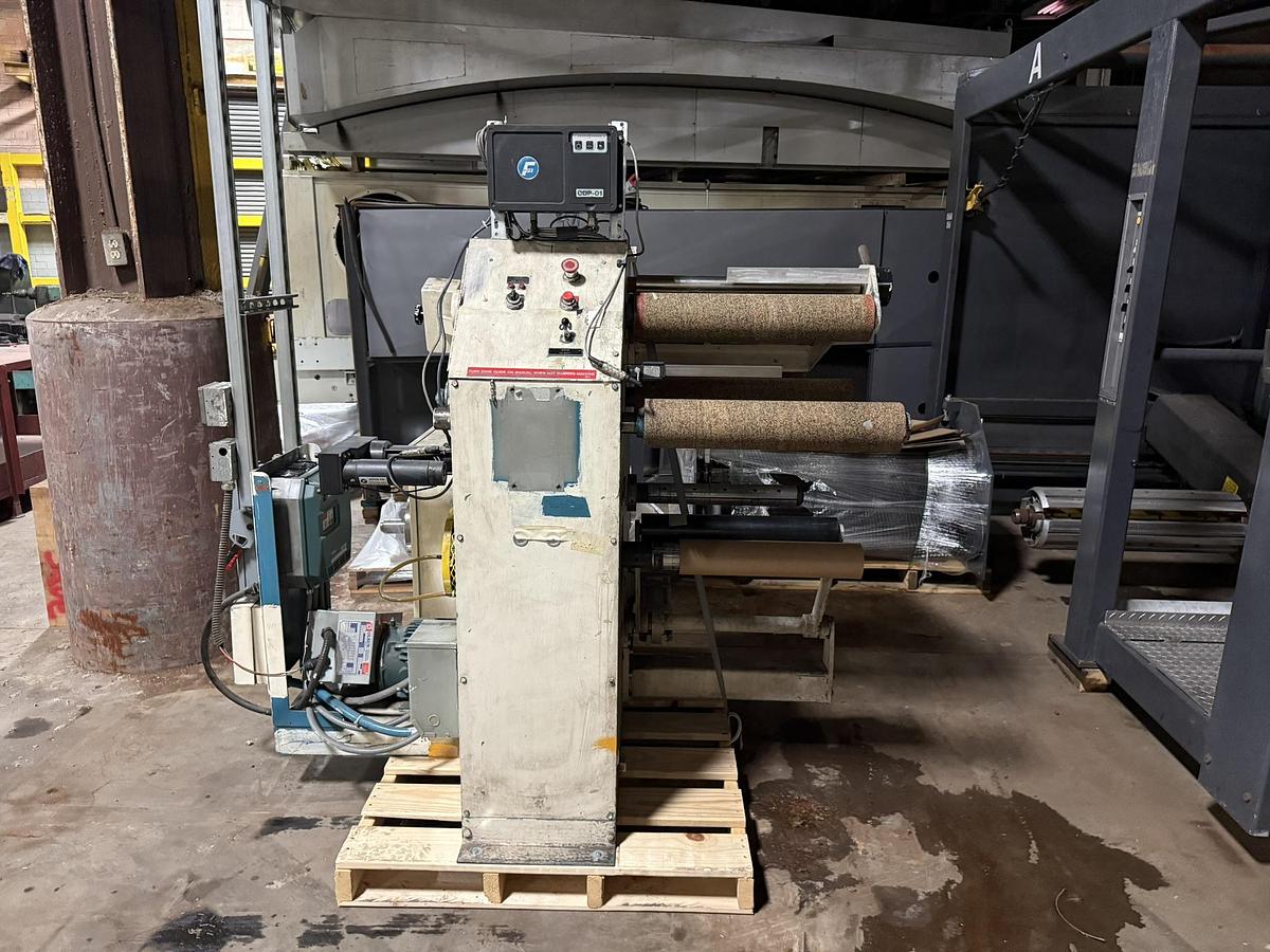 Used 32" WIDE STANFORD MAN ROLAND MODEL 152 FW DOCTOR REWINDER