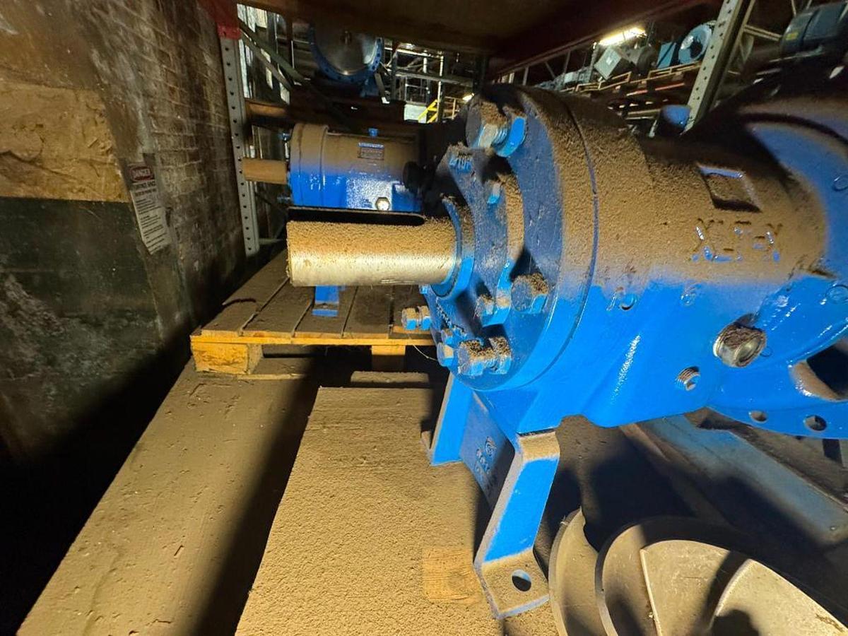 Used GOULDS 3196 XLTX OWER END PULLOUT PUM PART 15" 316 STAINLESS STEEL