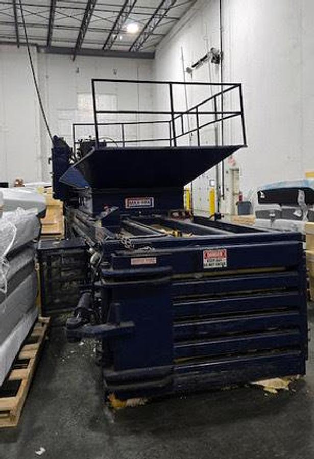 Used MAX PAK HORIZONTAL CLOSED DOOR BALER MODEL HCE4860 x 72F FOR FOAM 50HP 8" CYLINDER