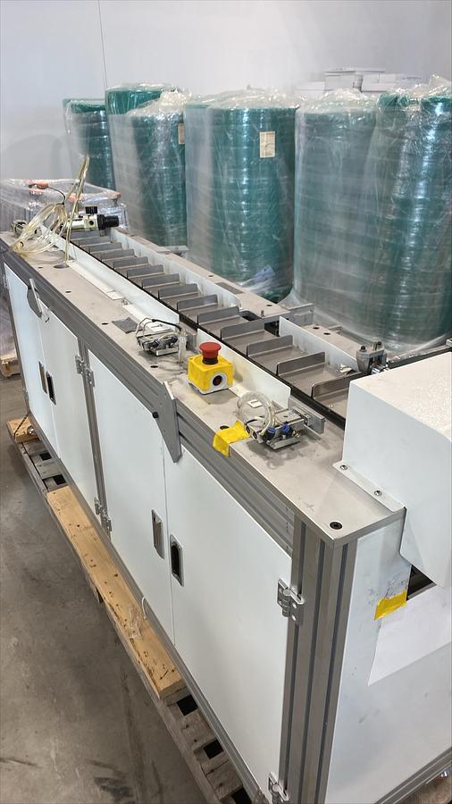 Used BLUEWRIST FOUR PLY SURGICAL MASK CONVERTING MACHINE