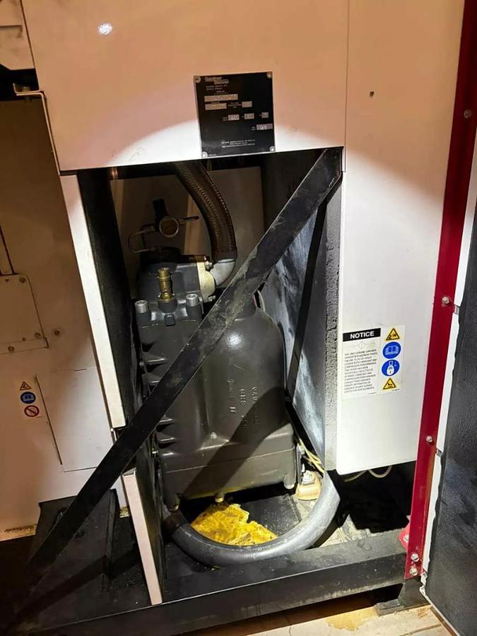 Used GARDNER DENVER VS 70 COMPLETE VARIABLE SPEED ROTARY SCREW AIR COMPRESSOR SYSTEM MANUFACTURED 2018