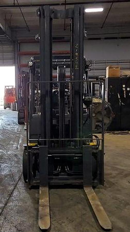 Used 6,000 LB. CLARK MODEL S30CL 103"LH/240"RH MFG 2018