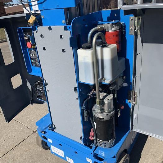 Refurbished 2013 GENIE GR-20 RUNABOUT