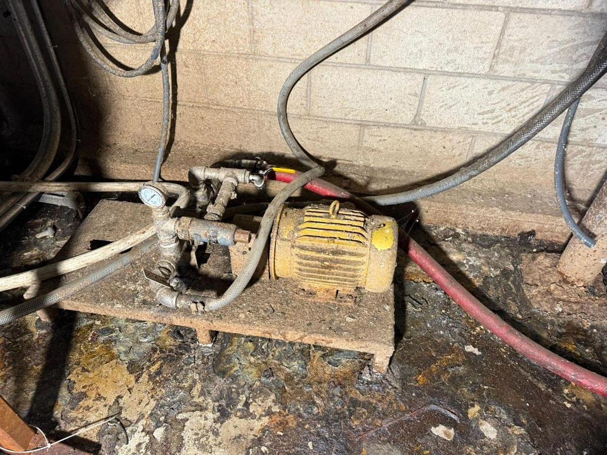 Used NALCO WATER POLISHING PUMP AND TANK SYSTEM