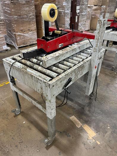 Used CENTRAL CP-322U CASE TAPER CARTON SEALER SYSTEM