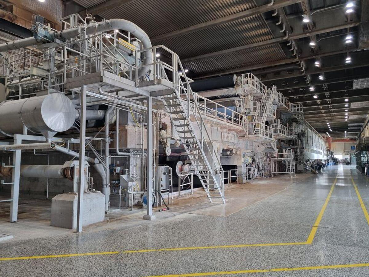 Used VALMET 367" (9.33M) WIDE PAPER MACHINE 250,000 TPD NEWSPRINT & BOOK PAPER 