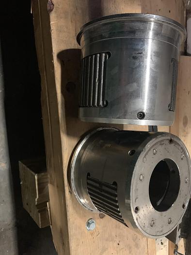 Used 62" TITAN MODEL SR6 CANTILEVERED DUPLEX SLITTER REWINDER SHAFTLESS UNWIND - PENDING LS