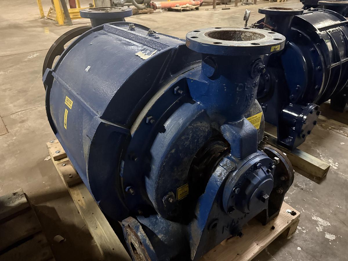 Used NASH MODEL CL2001 VACUUM PUMP