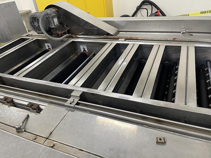 Used BILLCO MODEL 210-24-8SP VERSA CLEAN WASHER STAINLESS STEEL Pending JE