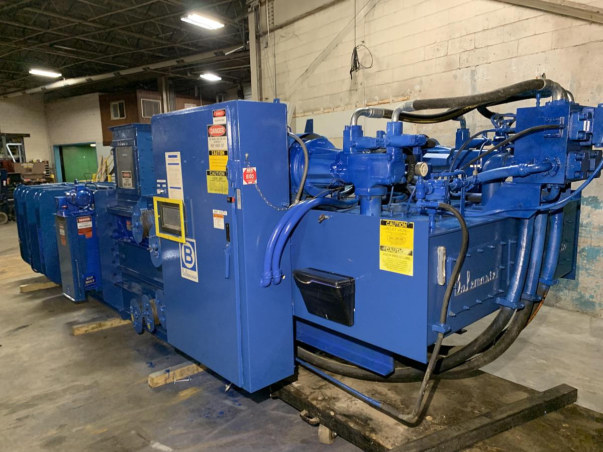 Used BALEMASTER HORITZONTAL AUTO TIE BALER 44100GL-10 TWIN 50 HP MOTORS
