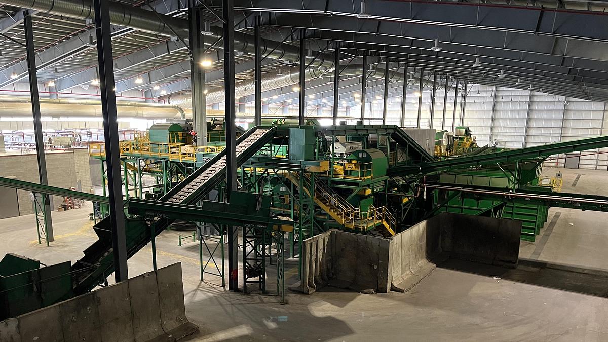 Used WARREN & BAERG MODEL W-250 CUBER FOR BIOMASS, STRAW OR RECYCLED PRODUCTS - MFG 2017