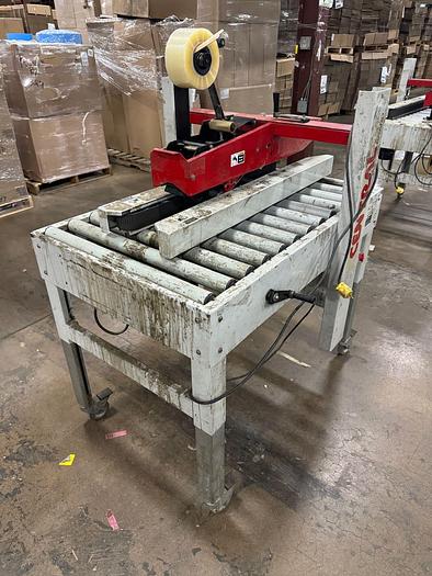 Used CENTRAL CP-322U CASE TAPER CARTON SEALER SYSTEM