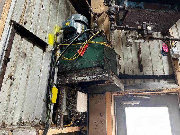 Used BLACK CLAWSON GRAPEL