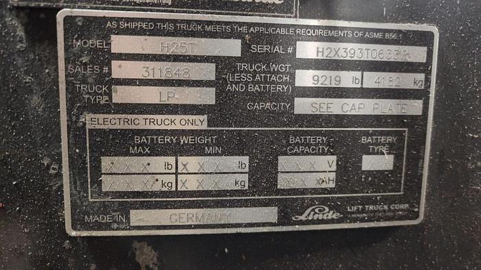 Used 5,000 POUND LINDE H25T FORKLIFT PNEUMATIC TIRES