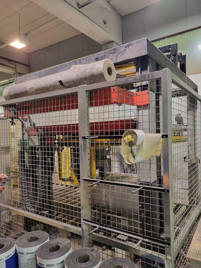 Used SIGNODE (HALOILA) OCTOPUS 1600 BTS PALLET WRAPPING LINE