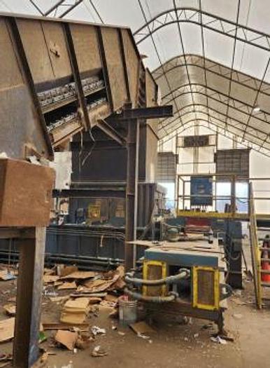 Used MARATHON GALAXY MODEL 2R-450-102-W WIDE BODY 2 RAM BALER