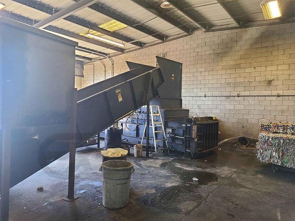 Used MARATHON MODEL ATLAS ET HORIZONTAL CLOSED DOOR BALER - ALUMINUM & NON FERROUS METALS