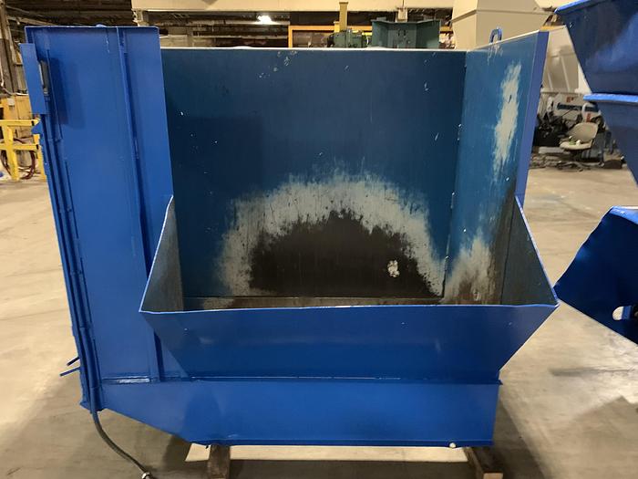 Used EXCEL MODEL EX-62 TWIN CYLINDER CLOSED DOOR BALER WITH CONVEYOR