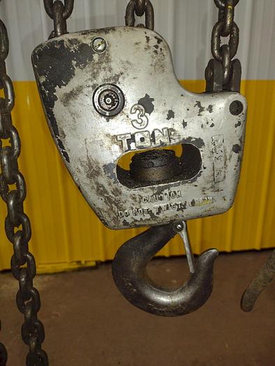 Used 3 TON BUDGITPOWERED CHAIN HOIST