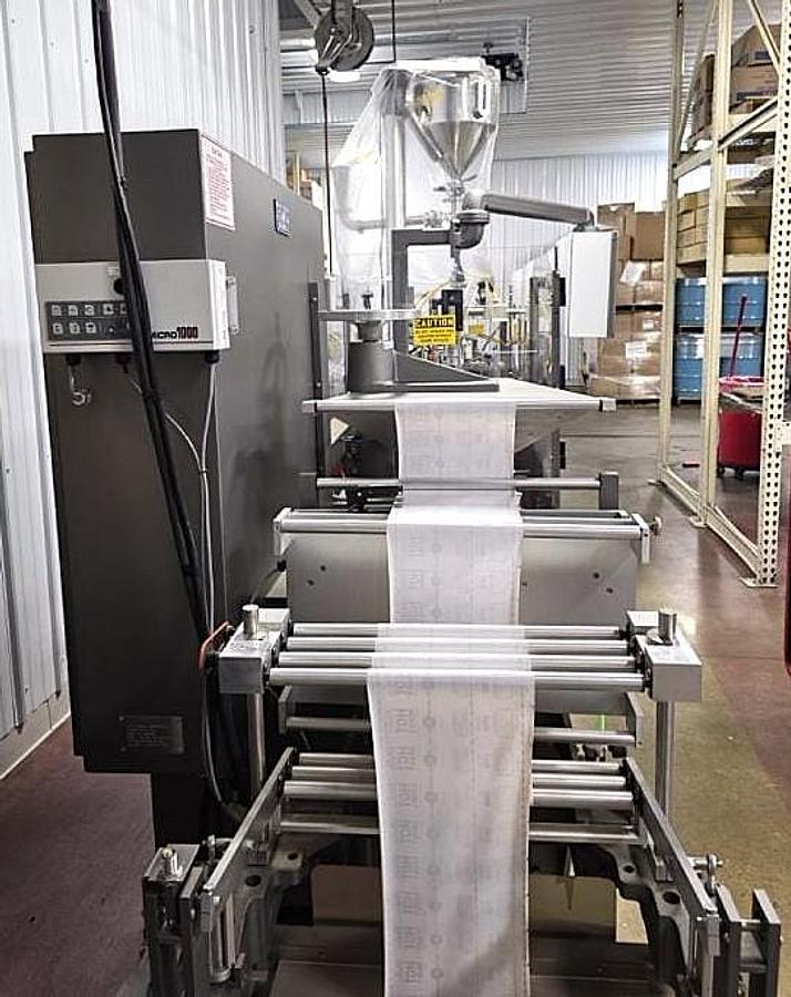 Used HMC POUCHMASTER PACKAGER MFG 2020