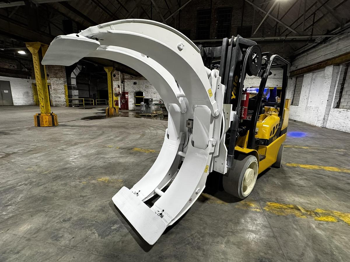 Used 15,500 POUND YALE MODEL GLC155 LH94"/RH150" WITH 84" CASCADE PAPER ROLL CLAMP