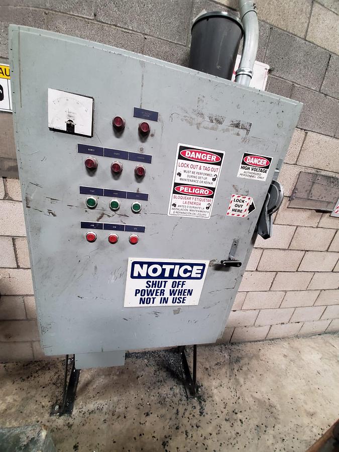 Used CONAIR WORTEX GRANULATOR 120 HP WITH CONVEYOR