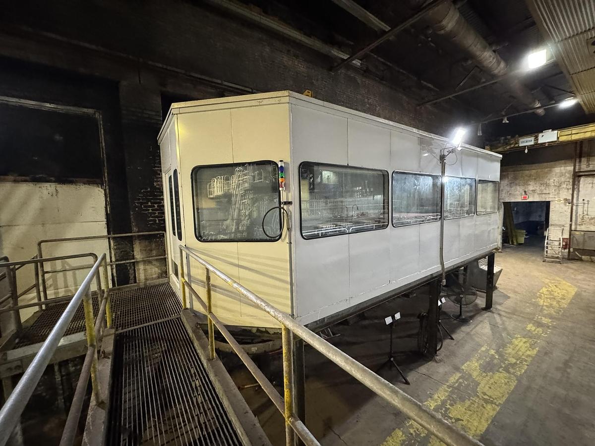 Used 110" (2.8M) VOITH FOURDRINIER PAPER MACHINE (LBM) MFG 2001 LINERBOARD / TUBE & CORE – TANDEM NIPCOFLEX SHOE PRESSES - 72"(1.8M) DIAMETER DRYERS