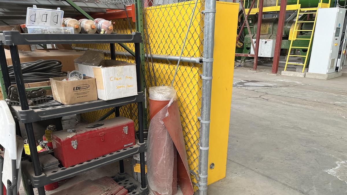 Used WARREN & BAERG MODEL W-250 CUBER FOR BIOMASS, STRAW OR RECYCLED PRODUCTS - MFG 2017