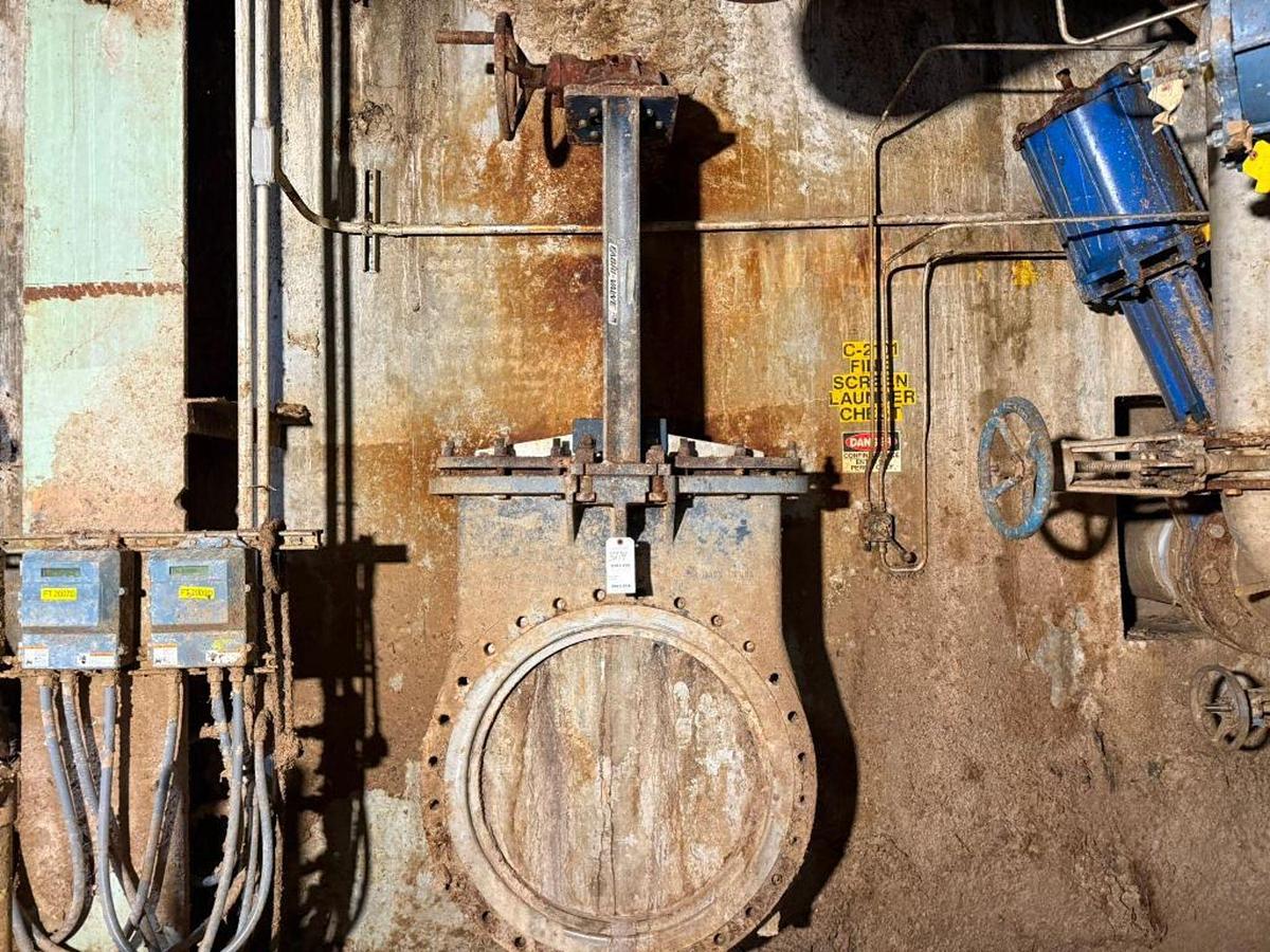 Used ITT ENGINEERING 30" MANUAL KNIFE GATE VALVE