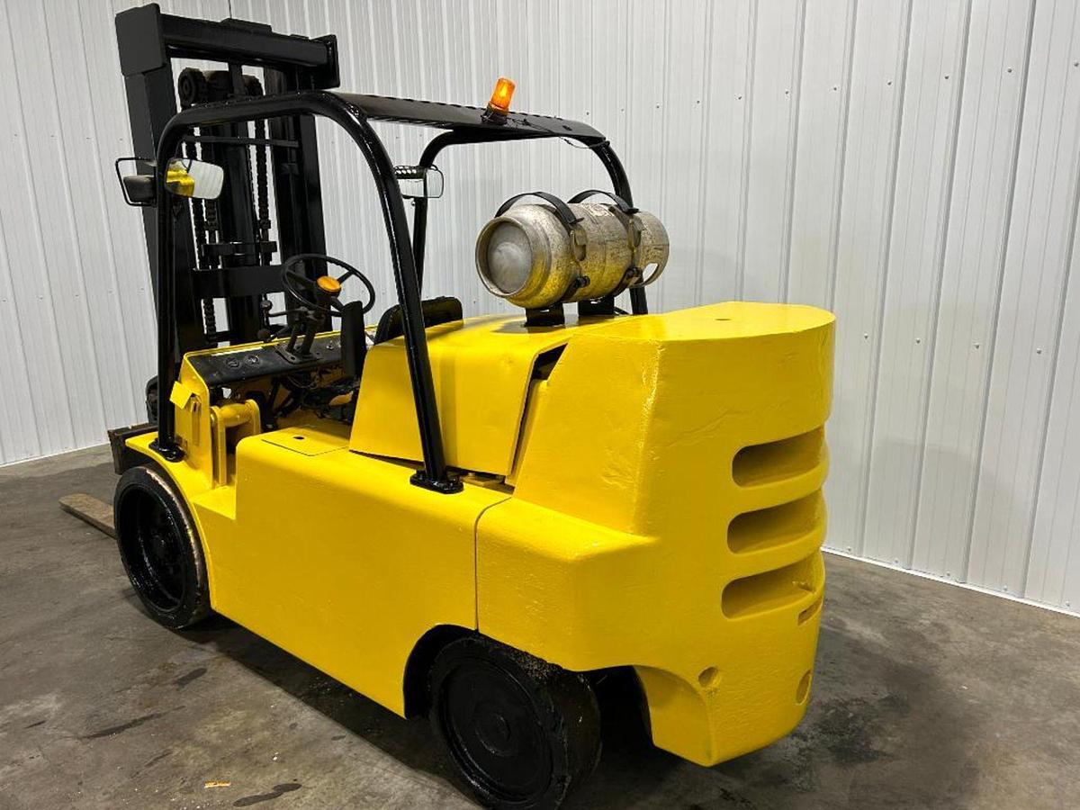 Used 19,000LB CAPACITY LOWRY FORKLIFT