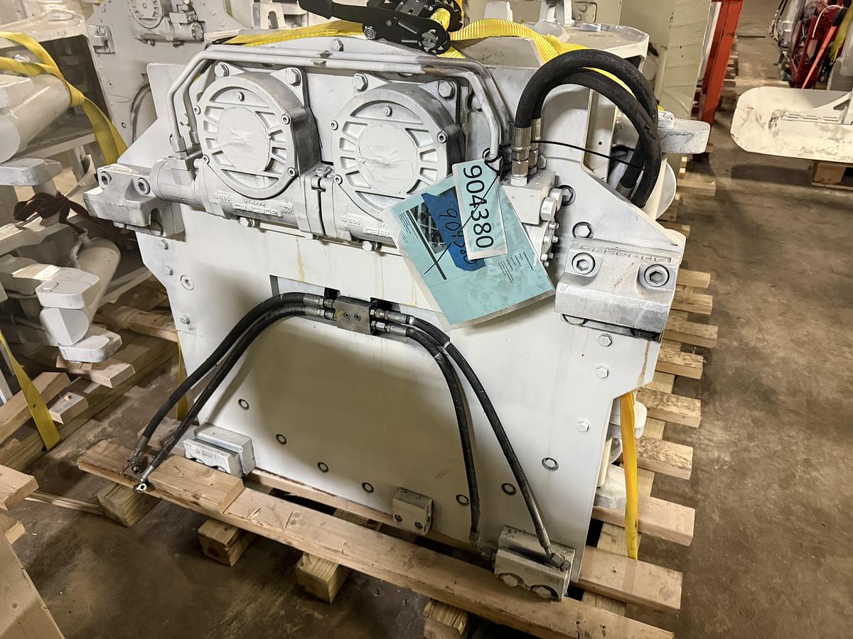 Used CASCADE MODEL 90F - RCS -275 60" DIA. ROLL CLAMP
