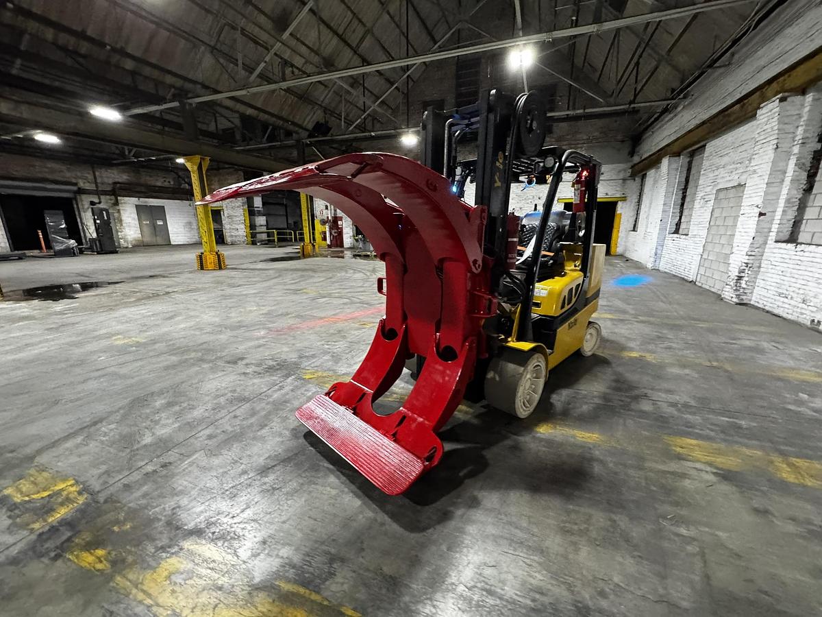 Used 12,000 POUND YALE GC120VXPRS FORKLIFT WITH 72" BOLZONI CLAMP MANUFACTURED 2021