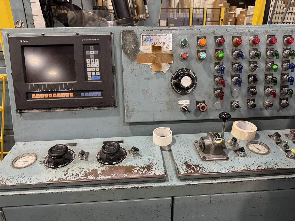 Used 95" WIDE A&F TWO DRUM SLITTER REWINDER - SHAFTLESS 72" DIAMETER REWIND