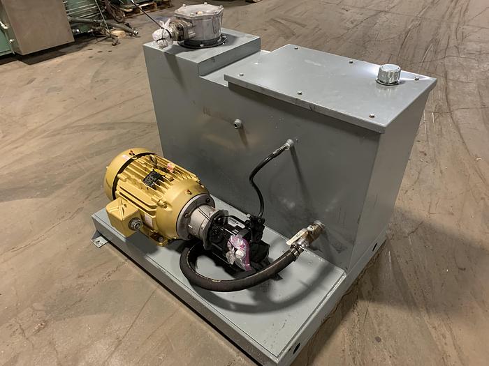 Used 97" WIDE BLACK CLAWSON ROLL SPLITTER 60" DIAMETER