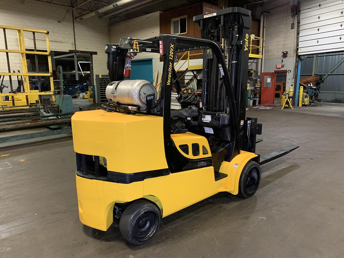 Used 12,000 POUND YALE GLC120VXPRS FORKLIFT TRUCK MANUFACTURED 2021 TALL MAST 221" RAISED