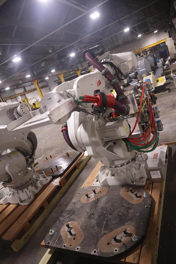 ABB MODEL IRB 6700-300/2.70 ROBOT 6-AXIS MANUFACTURED 2021