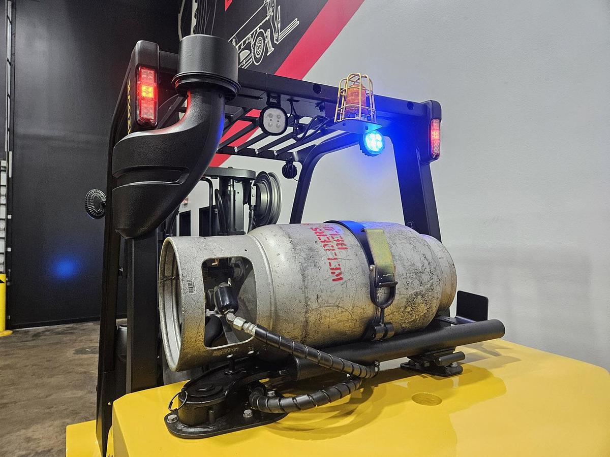 Used 2017 YALE GLC120VX