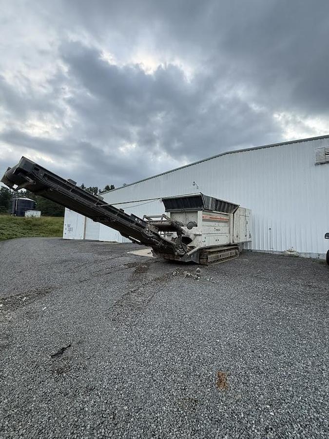 Used M&J PRESHRED 4000 HEAVY DUTY MOBILE SHREDDER 