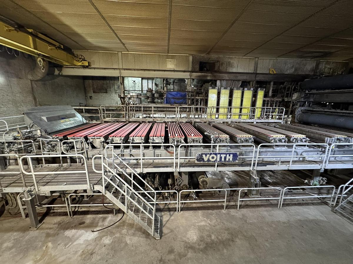 Used 110" (2.8M) VOITH FOURDRINIER PAPER MACHINE (LBM) MFG 2001 LINERBOARD / TUBE & CORE – TANDEM NIPCOFLEX SHOE PRESSES - 72"(1.8M) DIAMETER DRYERS