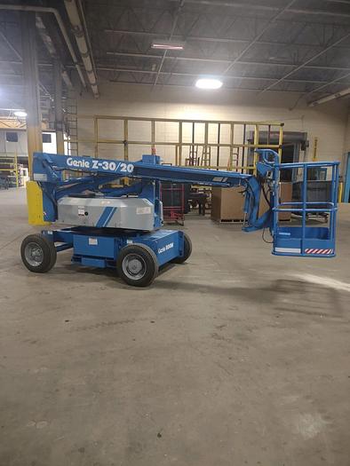 Used GENIE SCISSOR ARTICULATING BOOM LIFT MDL Z30/20N