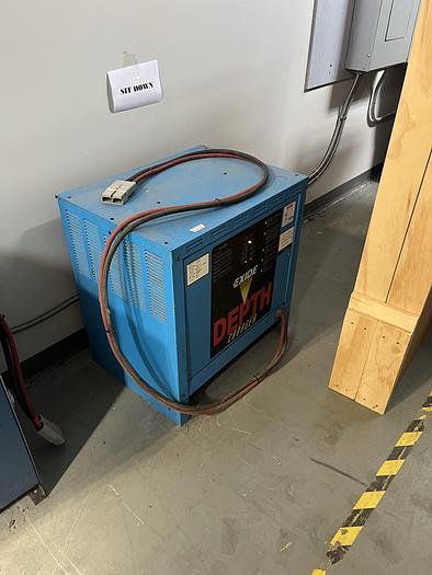 Used RAYMOND 445-C35TT 3500LB CAPACITY ELECTRIC FORKLIFT SIDESHIFT 3-STAGE MAST