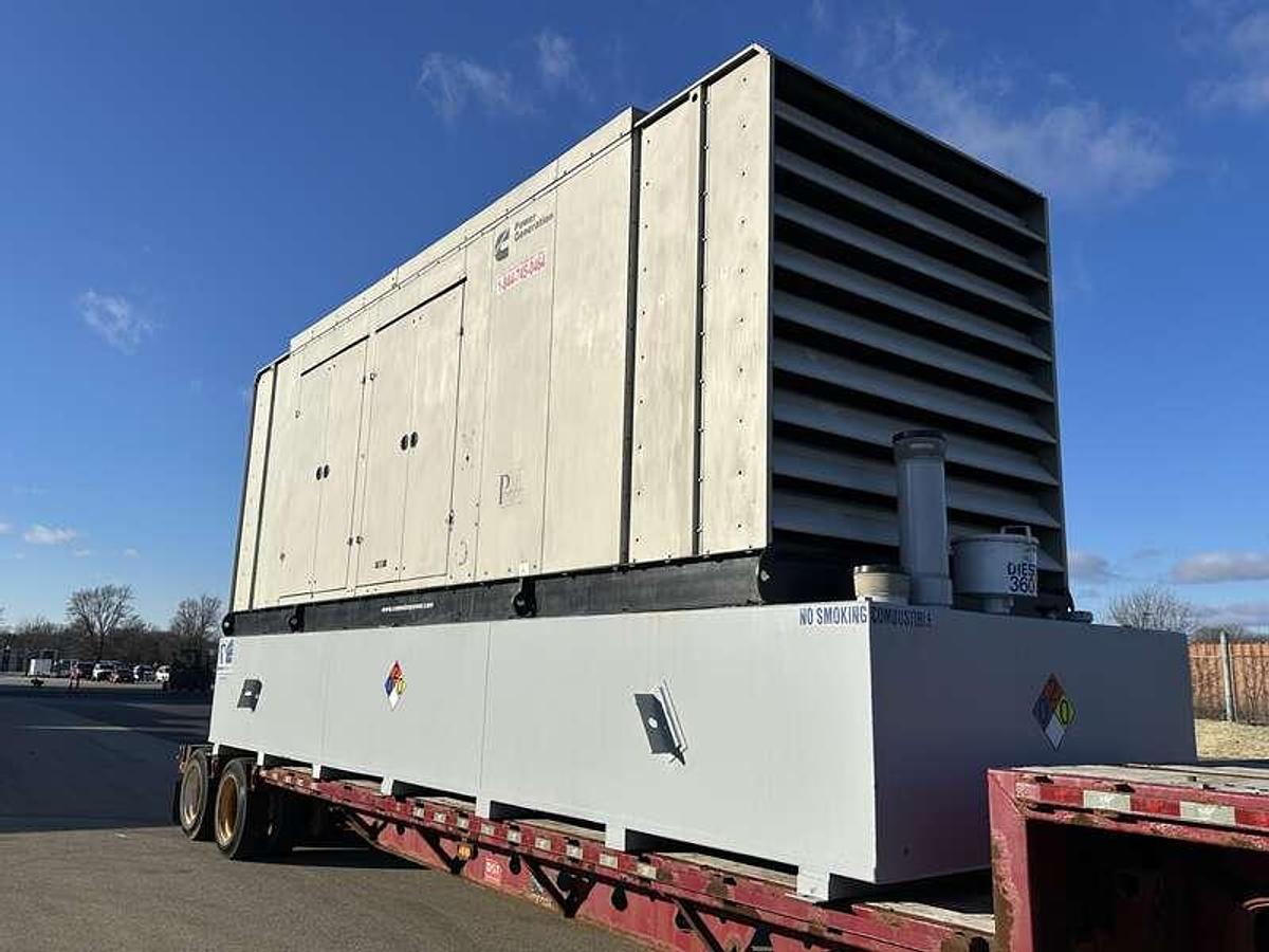 Used 750kw CUMMINS MODEL GST30-G5 NR2