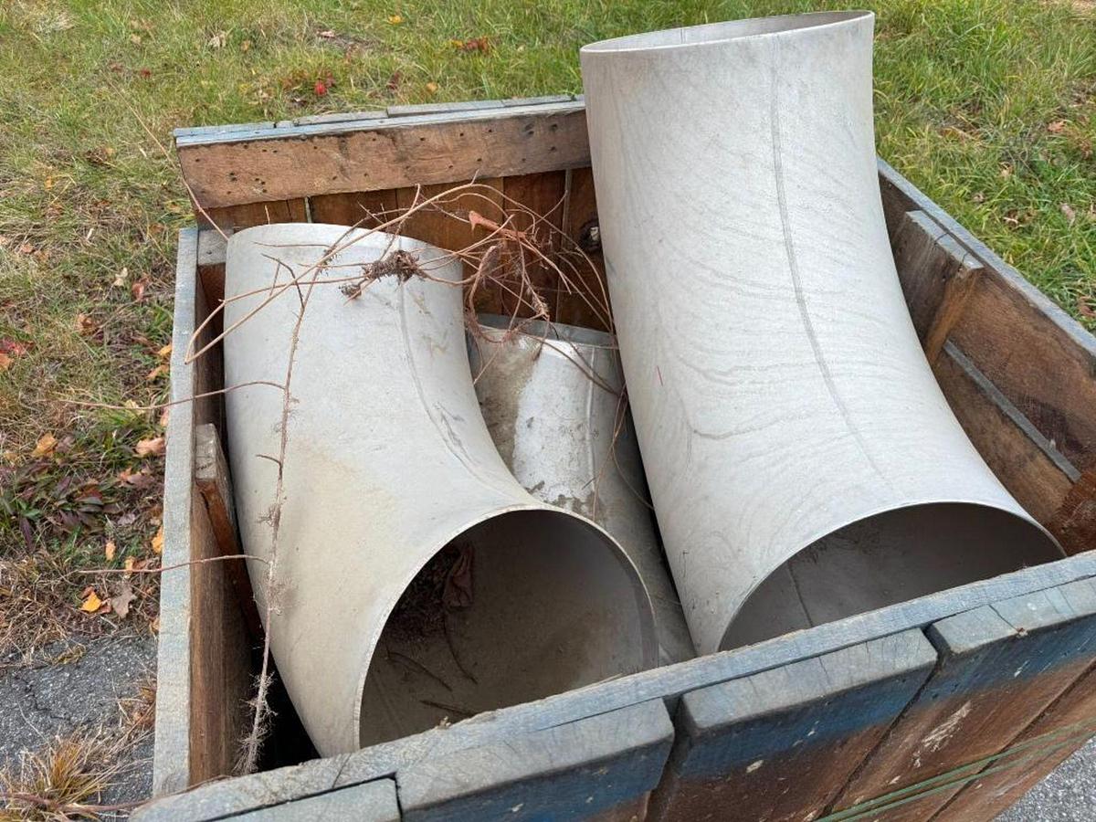 Used LOT OF LARGE INDUSTRIAL PIPE FITTINGS