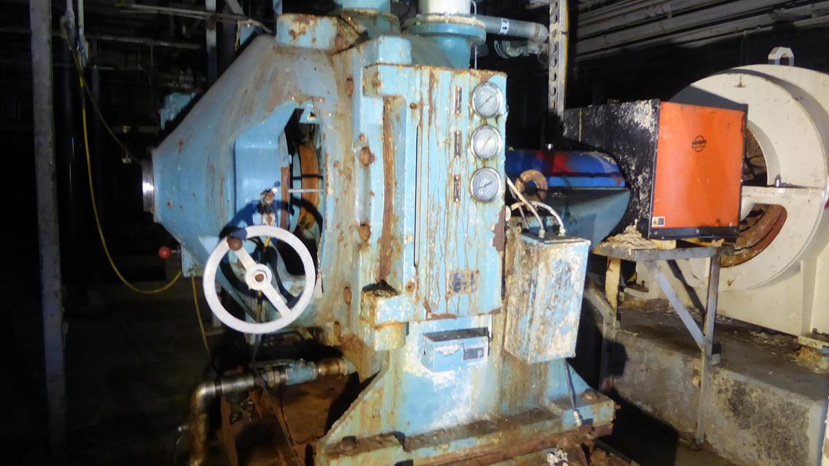Used GL & V / BELOIT MODEL DD4600 38" REFINER.