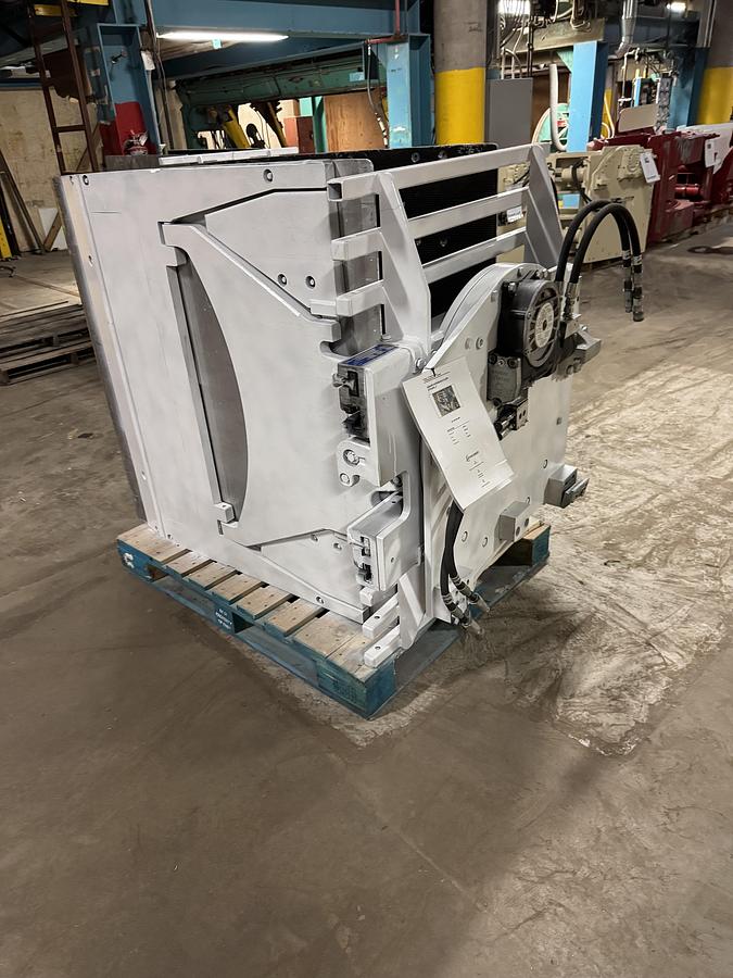 Used CASCADE 25D35065 CARTON CLAMP ATTACHMENT