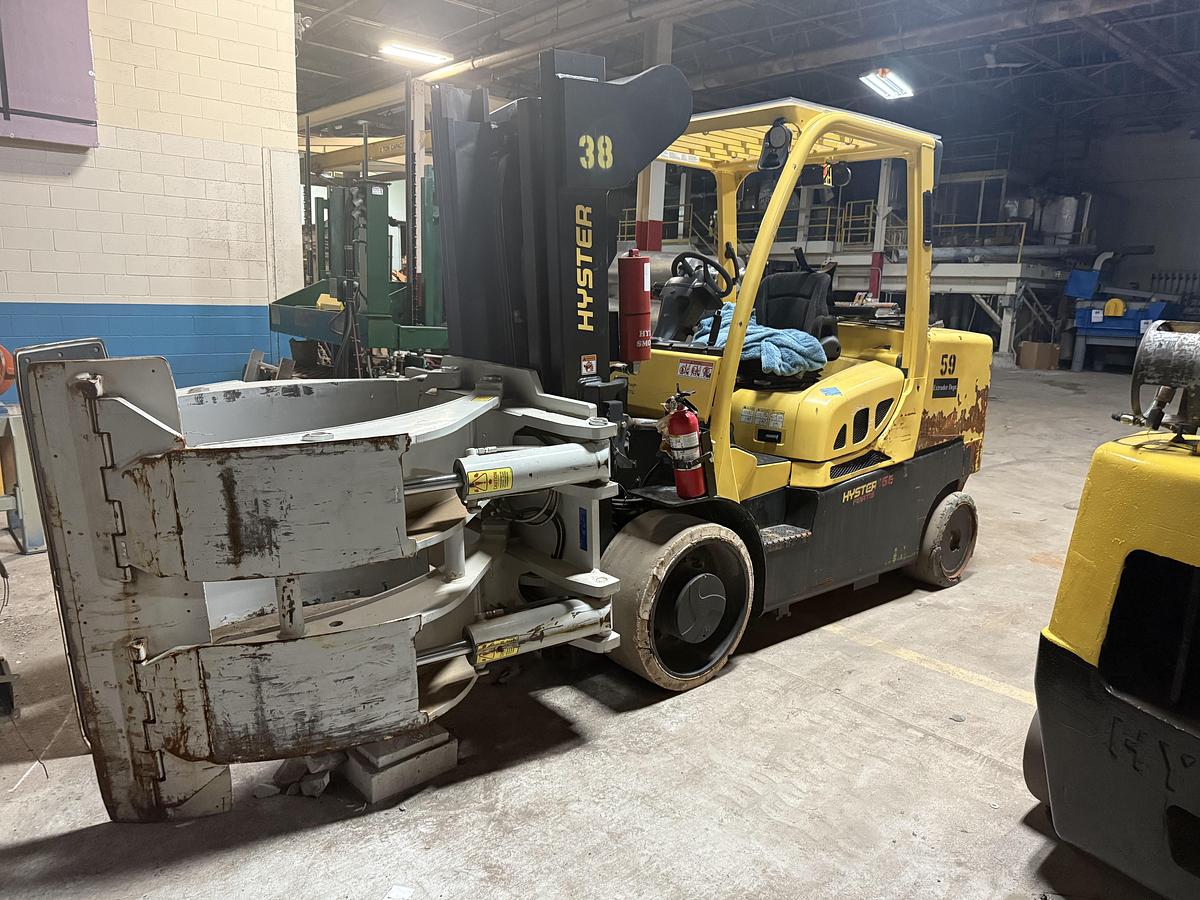 Used 15,500 POUND LB. HYSTER MODEL S155FT-32 WITH 75" CASCADE CLAMP SINGLE STAGE MAST LOW HOURS 2,800 EXTRA HEAVY LIFT CAPACITY 12,500 POUNDS