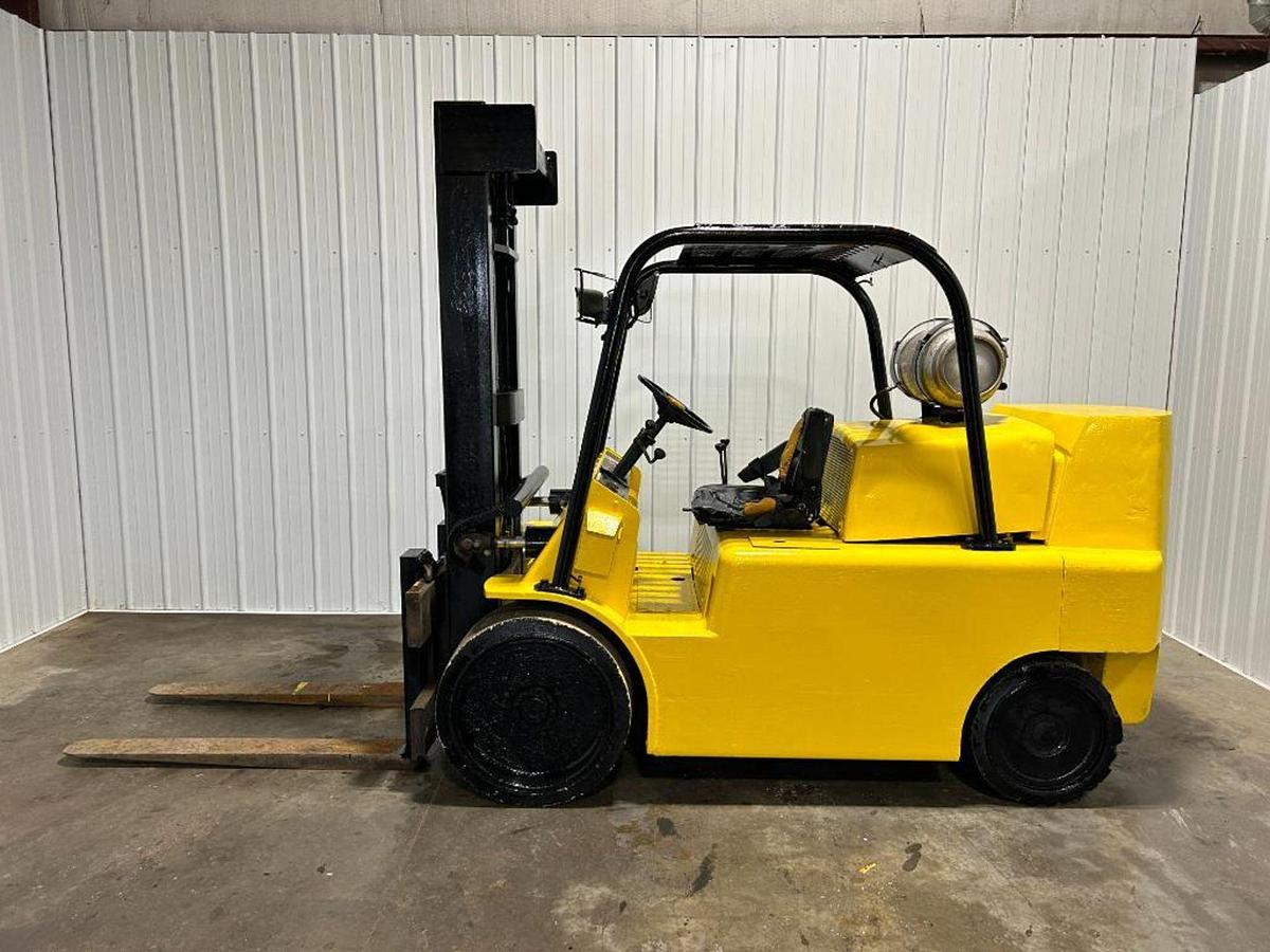 Used 19,000LB CAPACITY LOWRY FORKLIFT
