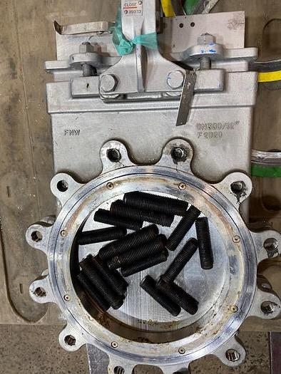 Used FNW MODEL 2020T12 SIZE 12" GATE VALVE