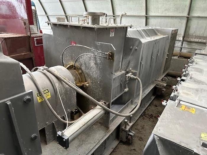Used VINCENT MODEL KP-24S STAINLESS STEEL SCREW PRESS MANUFACTURED 2018