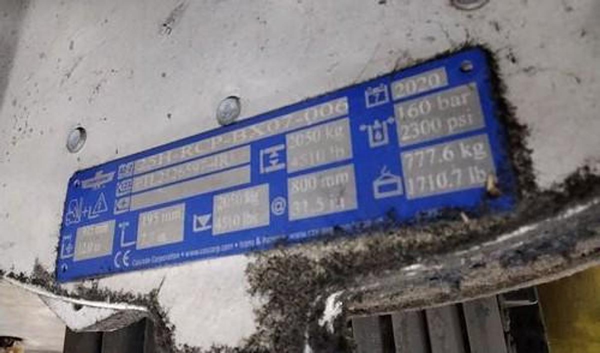 Used 60" CLASS III CASCADE ROLL CLAMP MODEL 25H-RCP-BX07-006